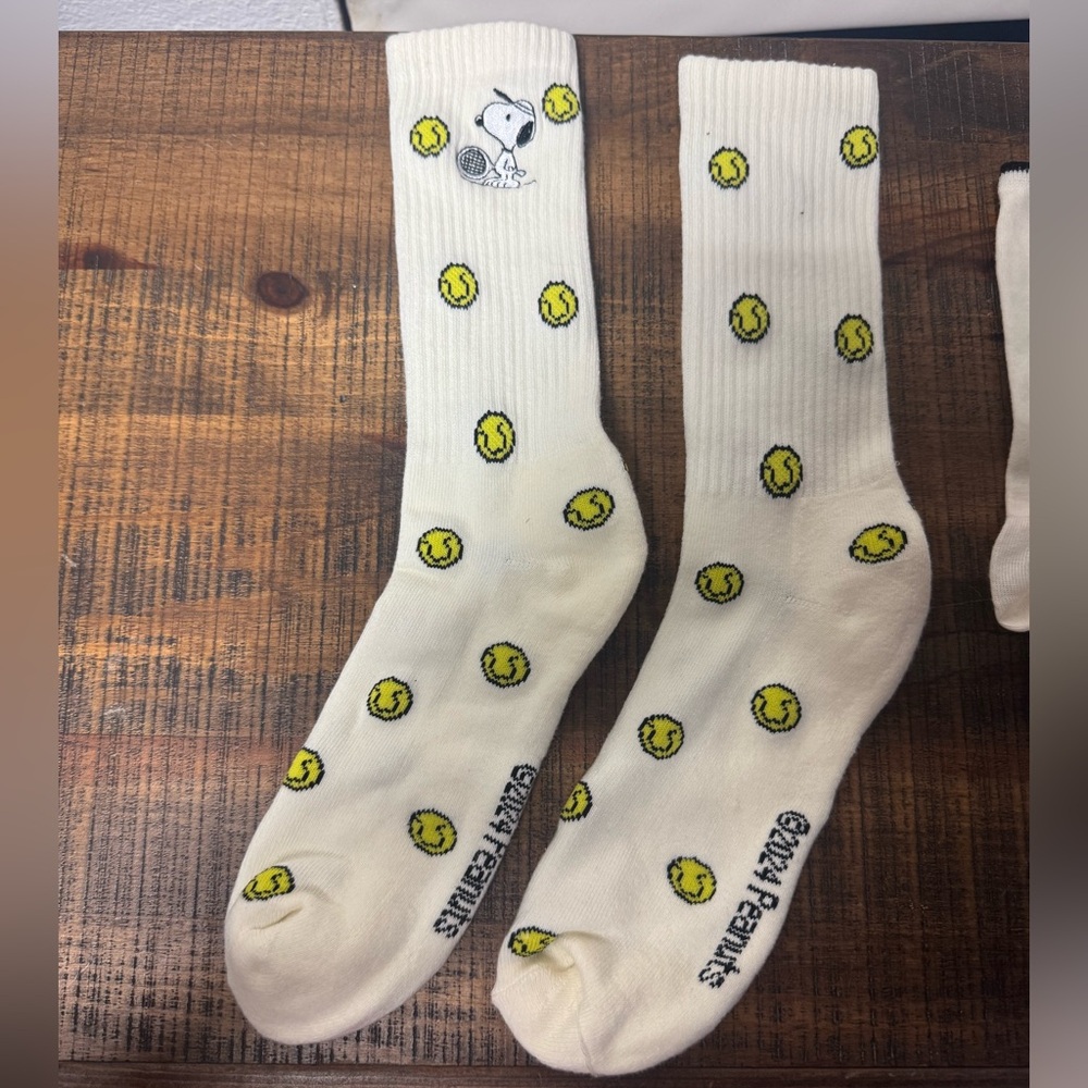 Peanuts Character Patterned White Socks - image 2